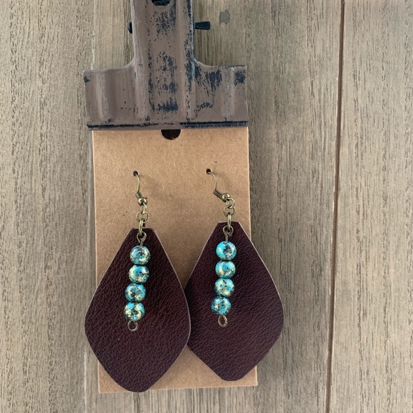 Leather earrings - Picture 1 of 1